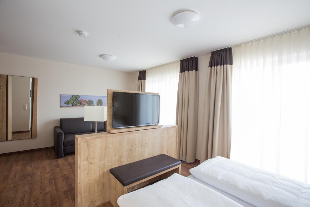 Sonnenhalde Landgasthof Bieg Neuler Номер фото